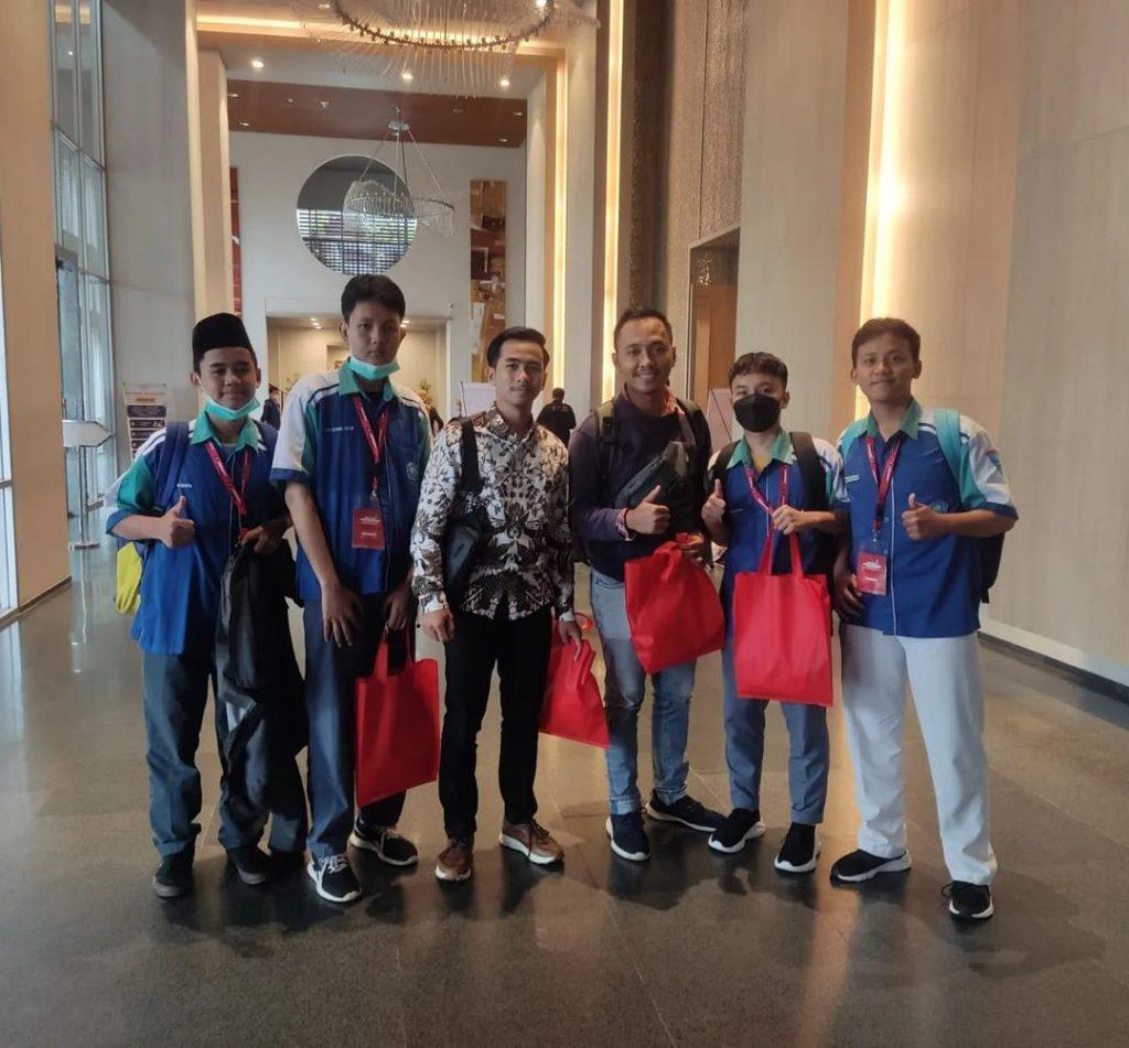 Kemenangan Gemilang: Juara 2 di Computer Network Competition Antar SMK-TKJ Sumatera Selatan