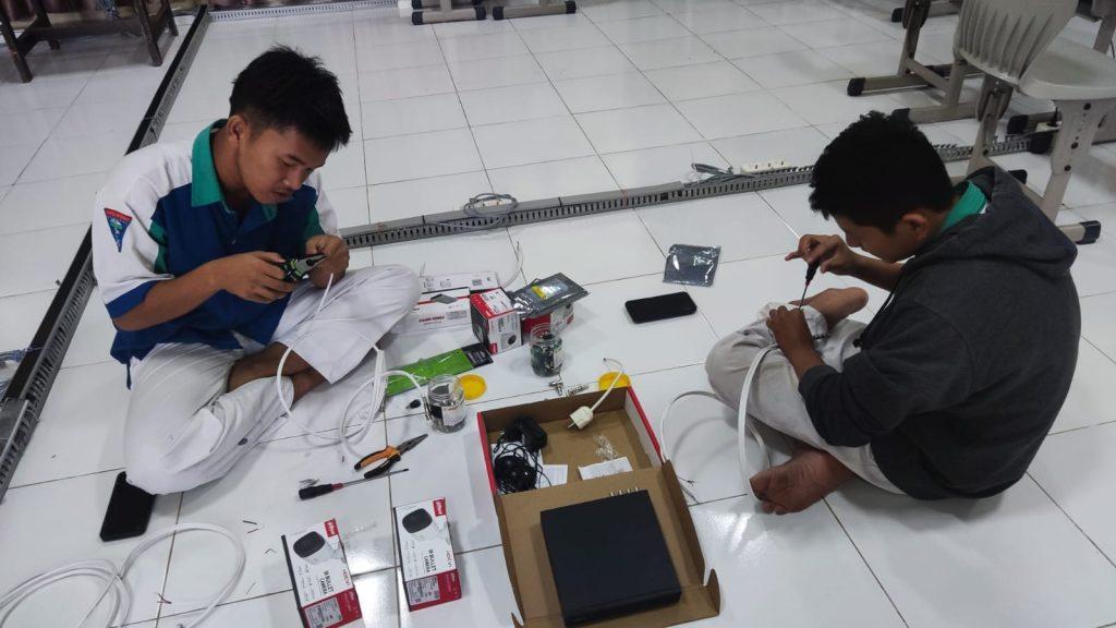 Proyek Troubleshooting CCTV di Universitas Muhammadiyah: Kerja Luar Biasa dari Siswa TKJ